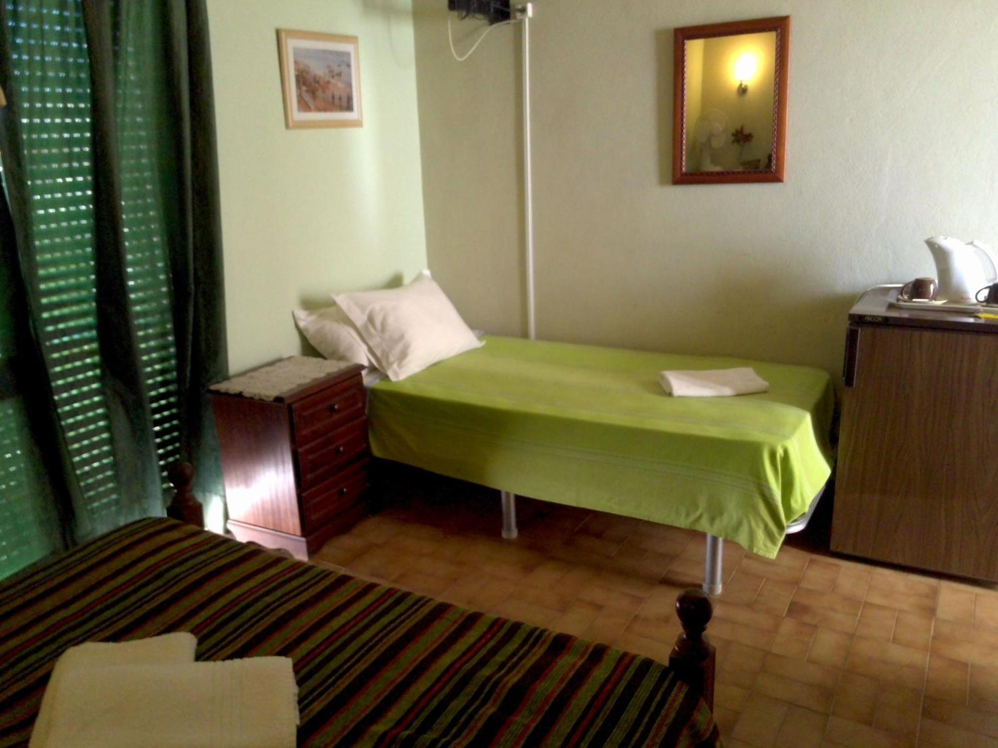 Guest House Pacifica Quarteira Exterior photo